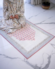 Noor Prayer Mat 09