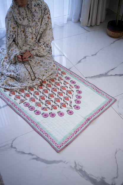 Noor Prayer Mat 02