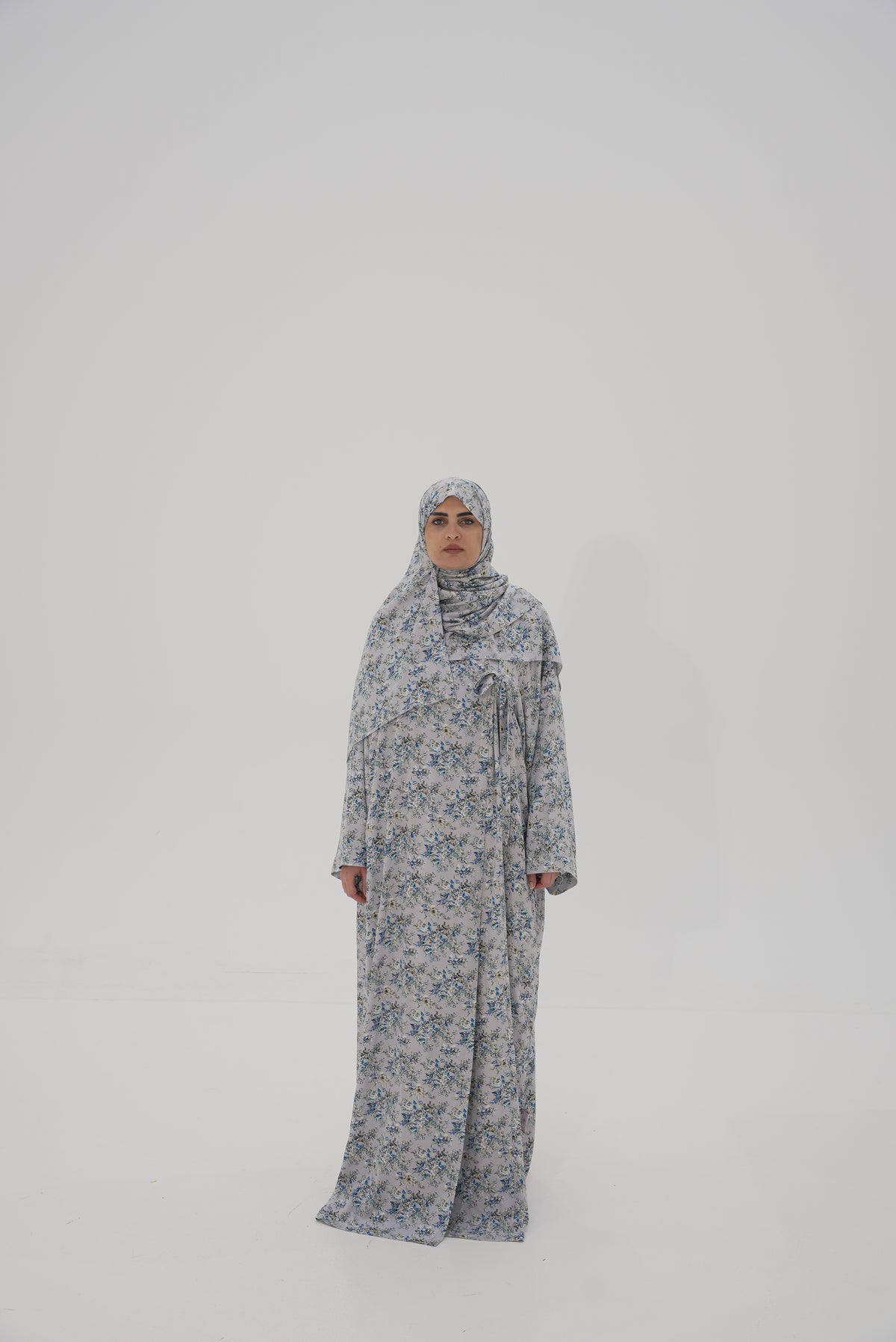 ليفا جوري أزرق رمادي فاتح