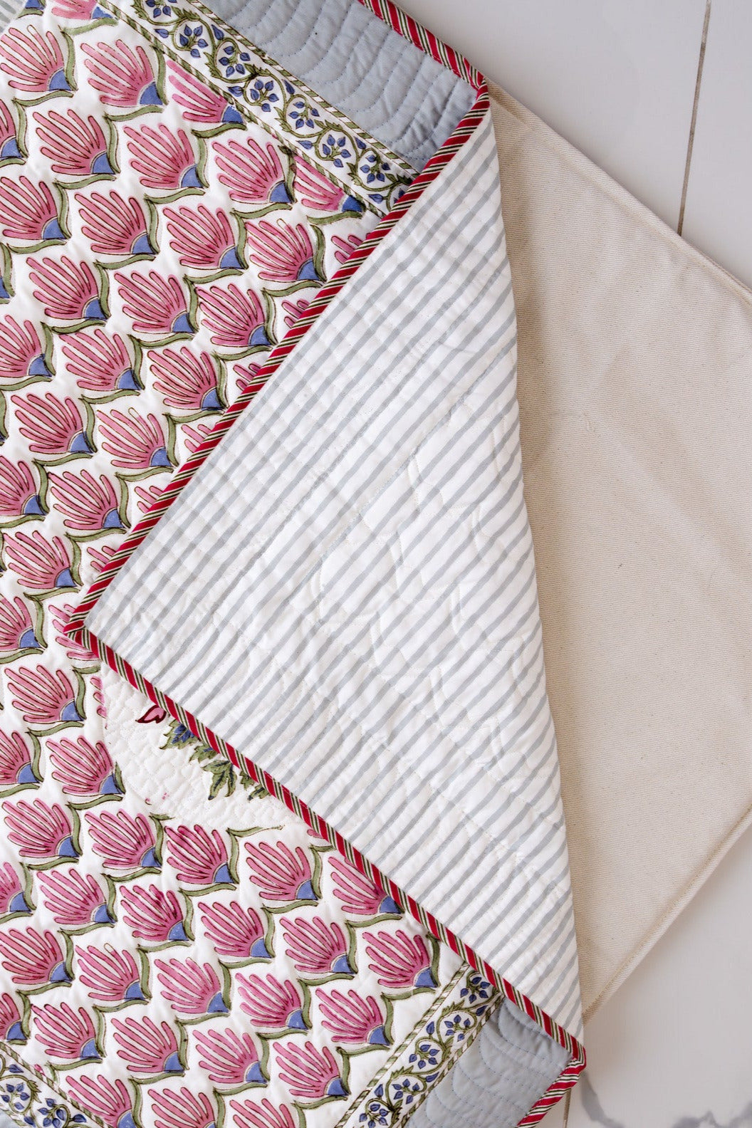 سجادة توسيد